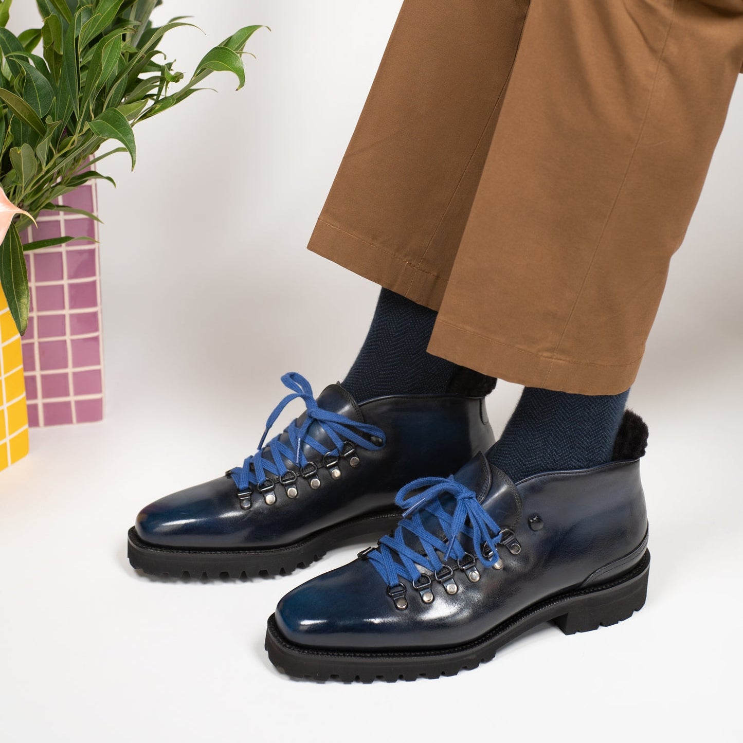 Borcego Mountain Boot - Orion Patina